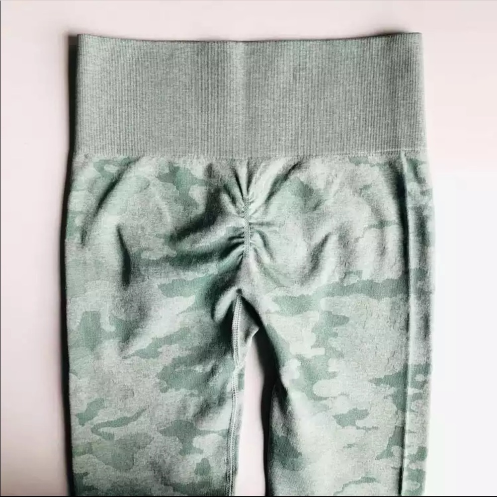 Green Camo Leggings - Picture 4 of 6